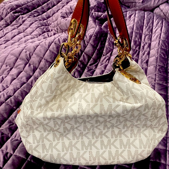 Michael Kors purse - Picture 1 of 9